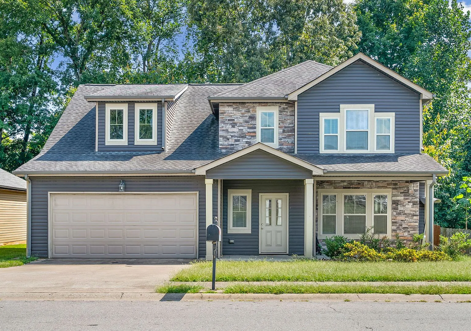 1188 Eagles Bluff — Photo 1