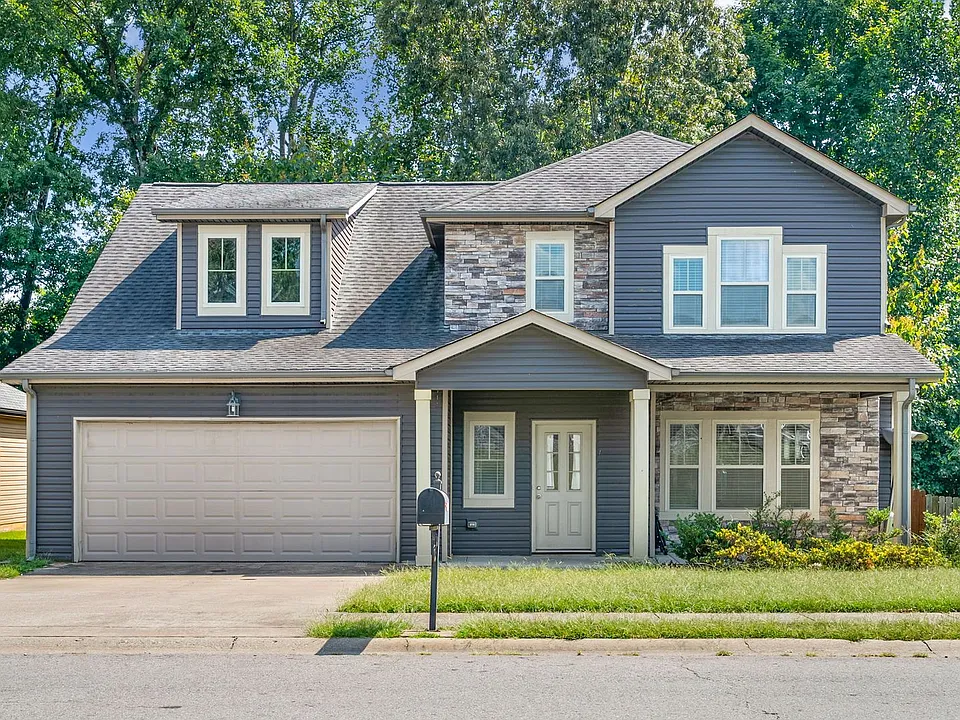 1188 Eagles Bluff Dr