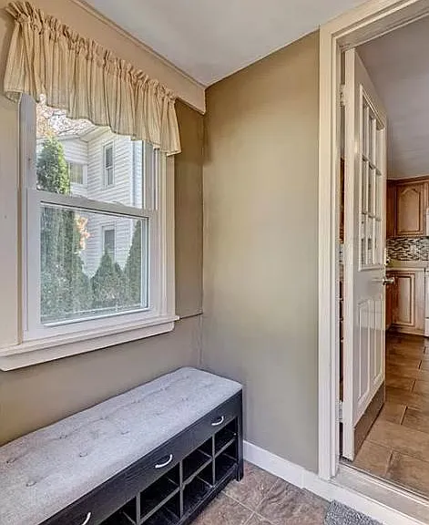 168 Roseleah Ave — Photo 13