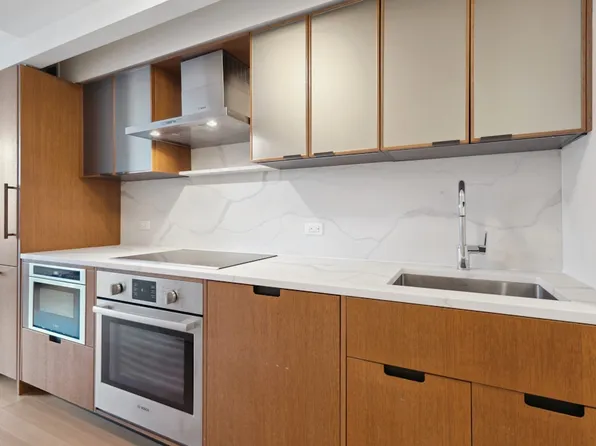 420 East 54th Street 1413 image 1 of 24