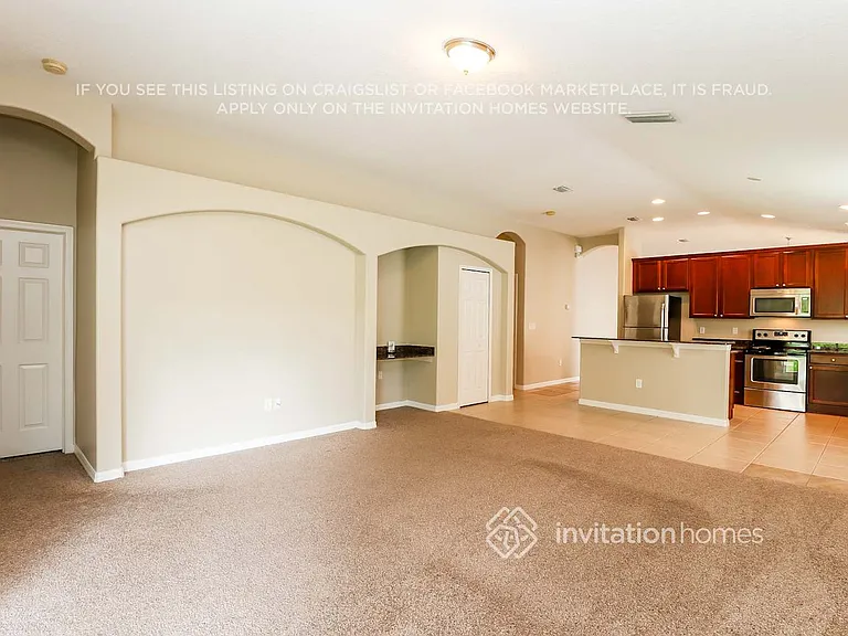 2310 Lawrence Hall St — Photo 7