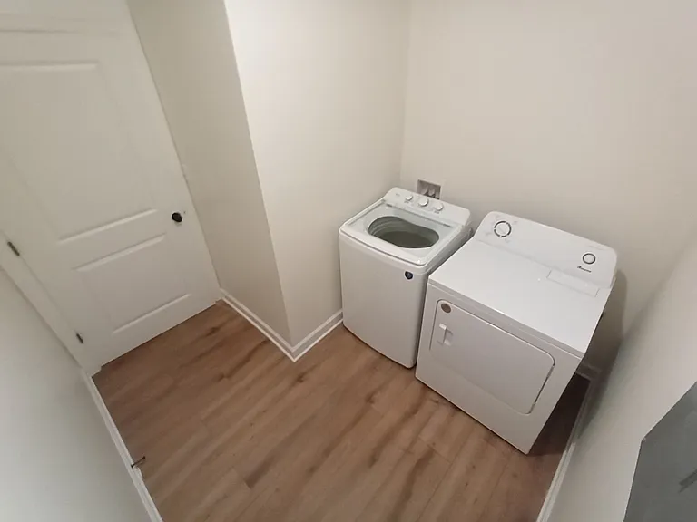 261 Cedar St — Photo 14