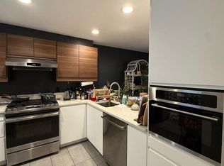32A Warwick St #1, Somerville, MA 02145