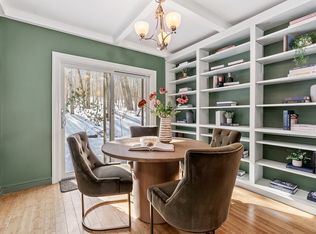 Mainstone Farm Turkey Hill Village, Wayland, MA 01778