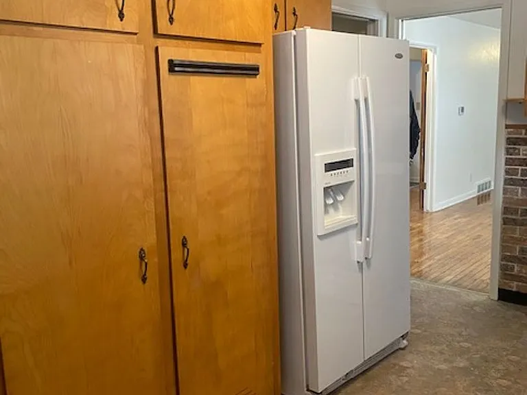 1126 Custer Ave — Photo 17
