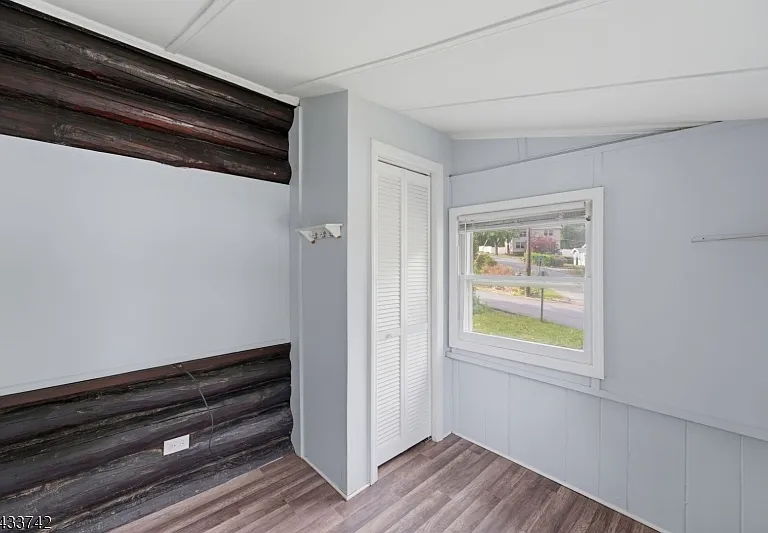 33 Hillside Ave — Photo 15