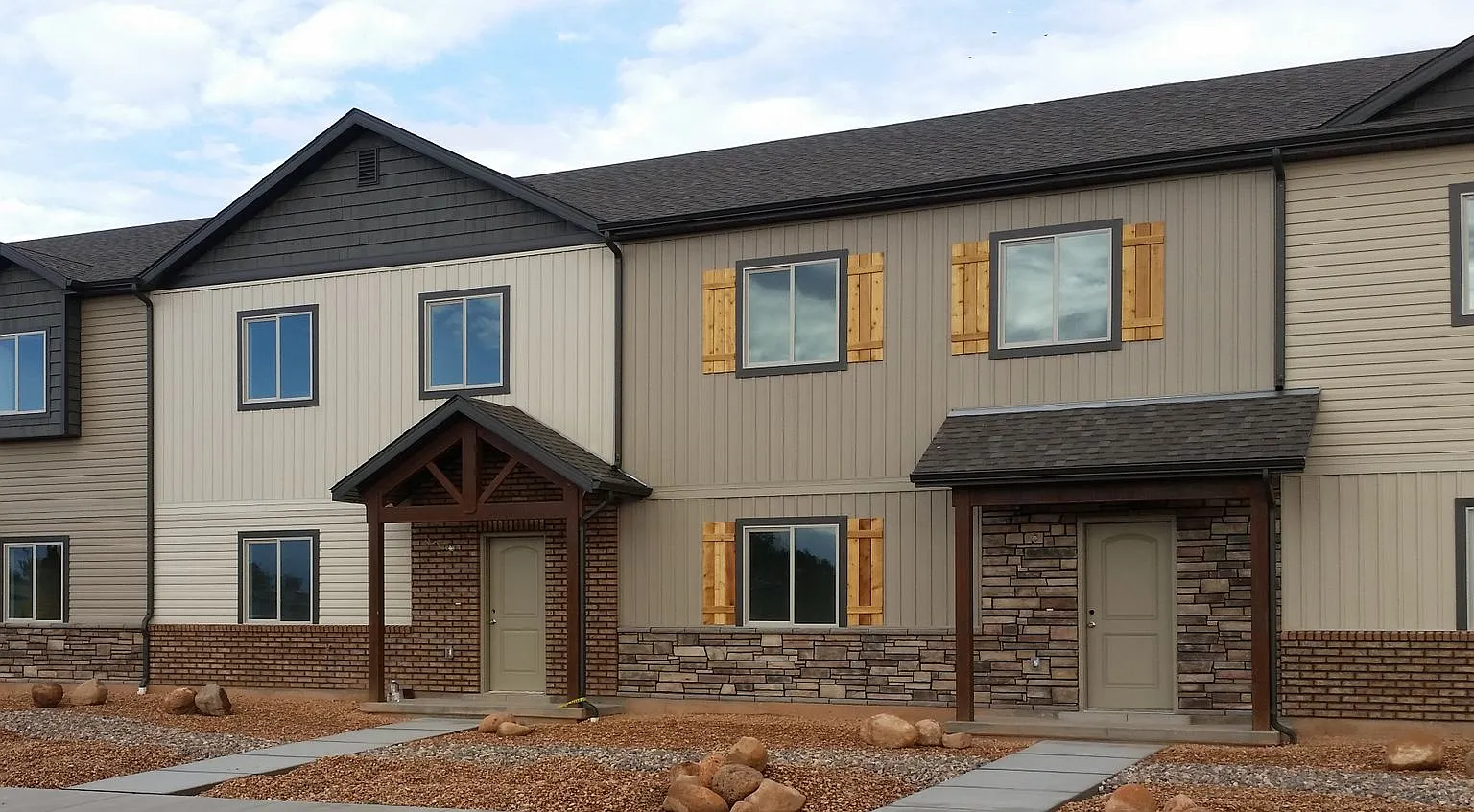 Cedar Pointe Student Housing — Photo 2