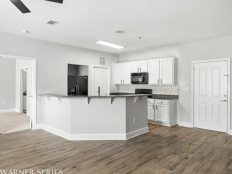 Warner Series Kitchen
