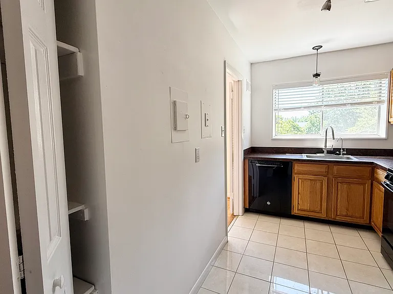 10655 Montrose Ave #204 — Photo 6