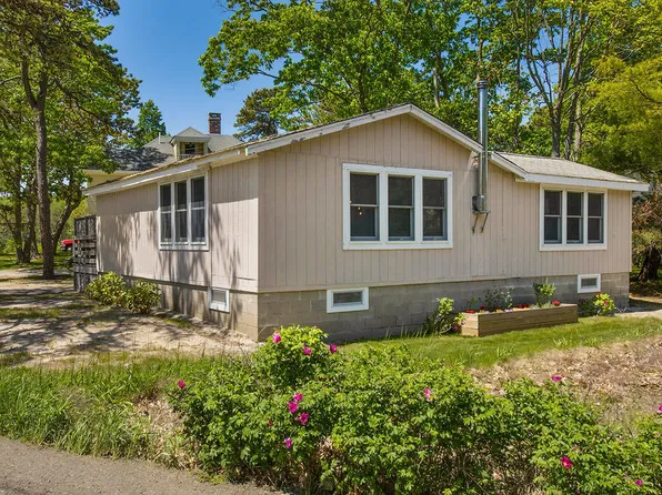 11 Norwood Lane, Kennebunkport, ME 04046