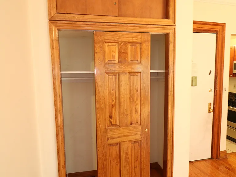 329 W 76th St #2A — Photo 10