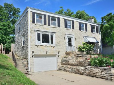 613 Pleasant View STREET, Wauwatosa, WI, 53226
