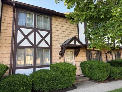 157 New Wickham Dr, Penfield, NY, 14526