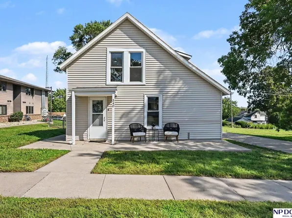 340 N 8th St, Arlington, NE 68002