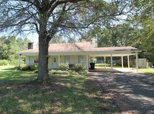 7409 Willow Brook Dr, Moss Point, MS 39562