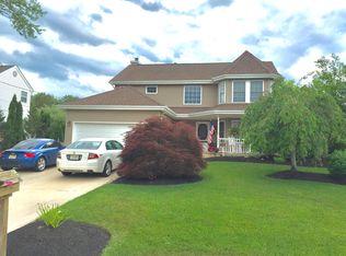 393 Leeward Rd, Manahawkin, NJ 08050