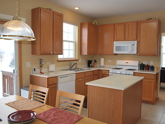 5th image of 3168 Venetian Way