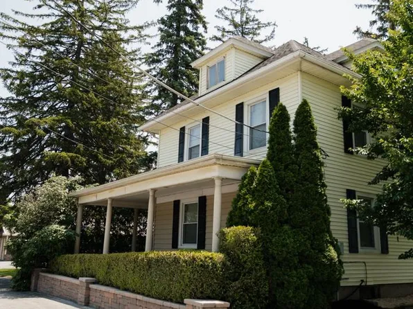 3432 Lincoln Hwy E, Paradise, PA 17562