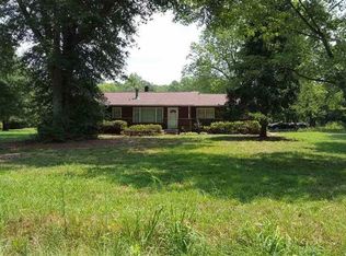 780 Seay Rd, Inman, SC 29349