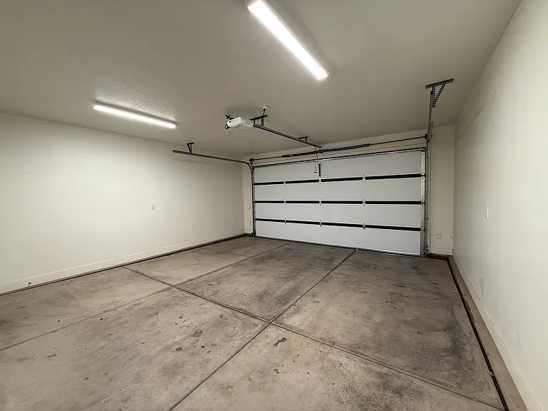 539 S Stewart Creek Cv #A — Photo 28