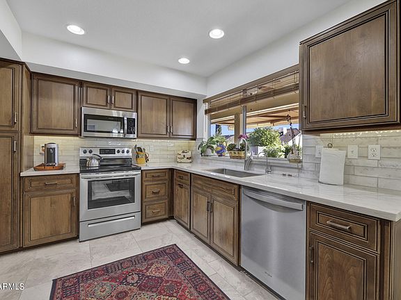 4th image of 14915 W BUTTONWOOD Drive