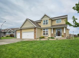 4905 NE Innsbruck Dr, Ankeny, IA 50021