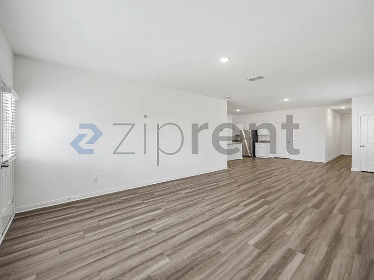 7536 Corral Smt — Photo 14