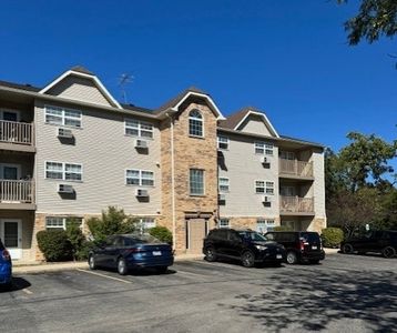 1580 W Sand Bar Ct UNIT 2C, Round Lake Beach, IL, 60073