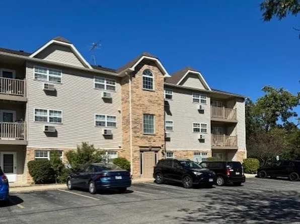1580 W Sand Bar Ct Unit 2C, Round Lake Beach, IL 60073