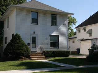 1147 Forest Ave, Waterloo, IA 50702