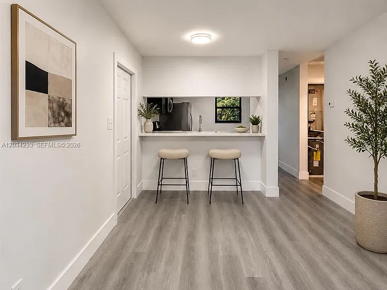 1175 SW 16th Ave #2 — Photo 3