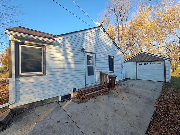 3rd image of 508 Edgewood Ave