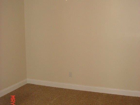 5th image of 316 Dry St