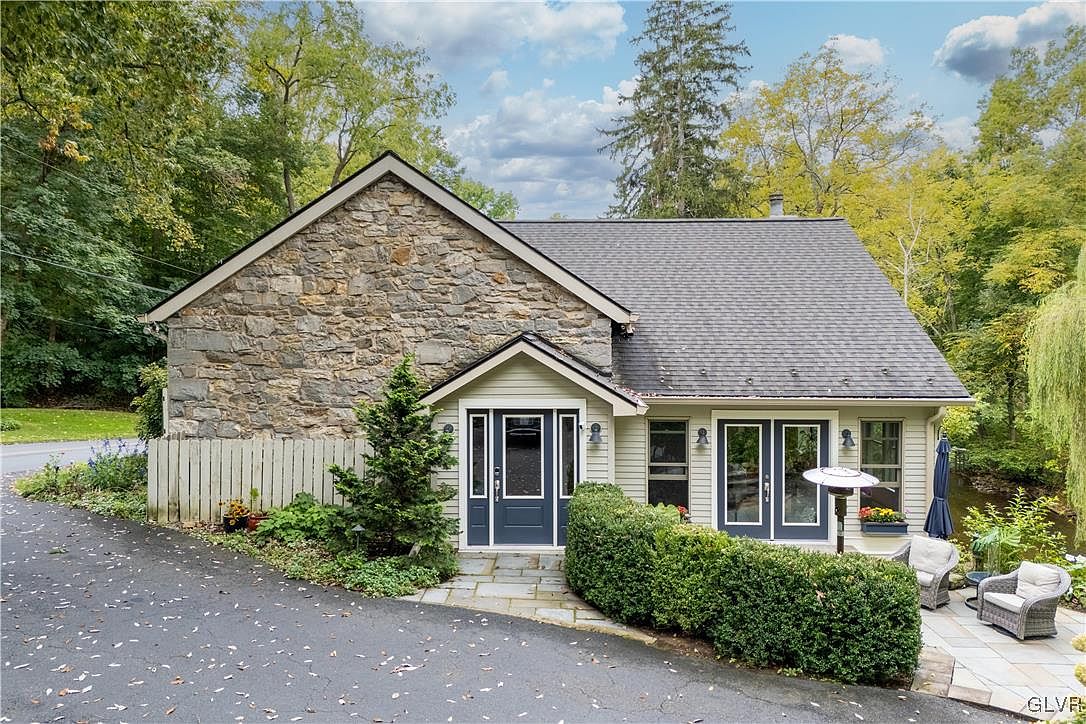 3443 Orchid Pl, Emmaus, PA 18049 | Zillow