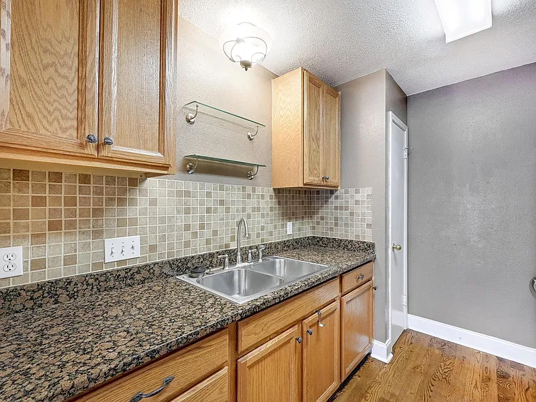 3006 Linnet Dr — Photo 12