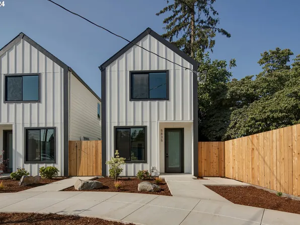 5835 SE Liebe St, Portland, OR 97206
