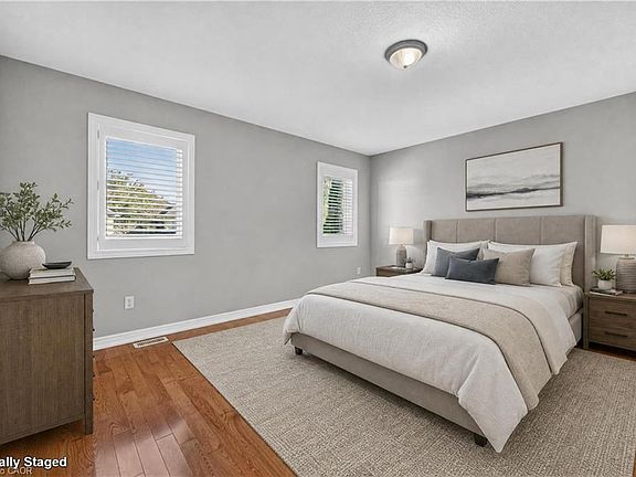 5th image of 795 10th Ave