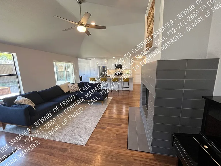 645 Thompson Dr — Photo 16