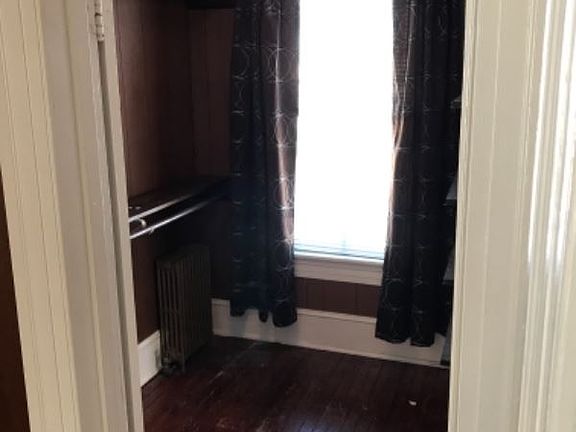 4th image of 322 Chautauqua Ave #B