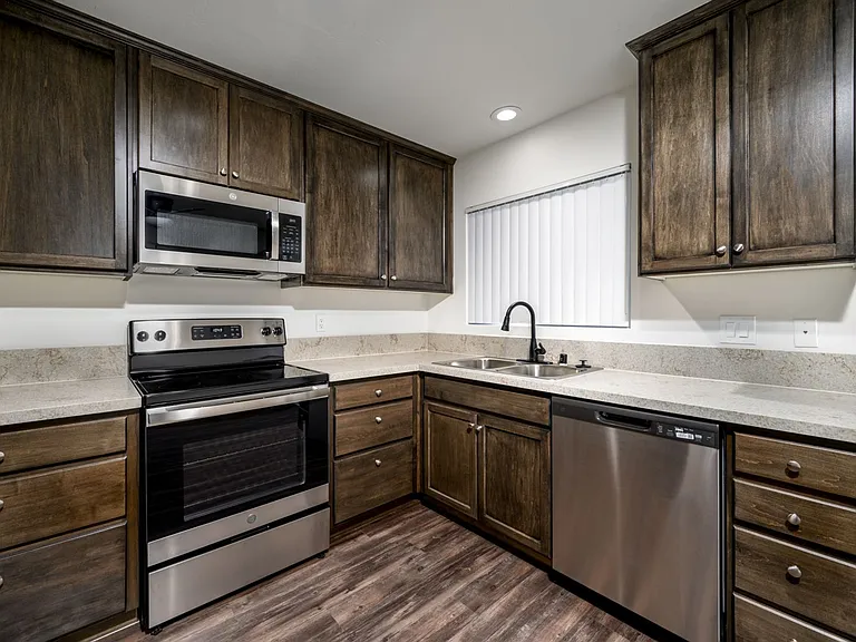 Greentree Fountain Apartments — Photo 20