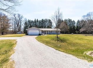 25978 Edith St, Defiance, OH 43512