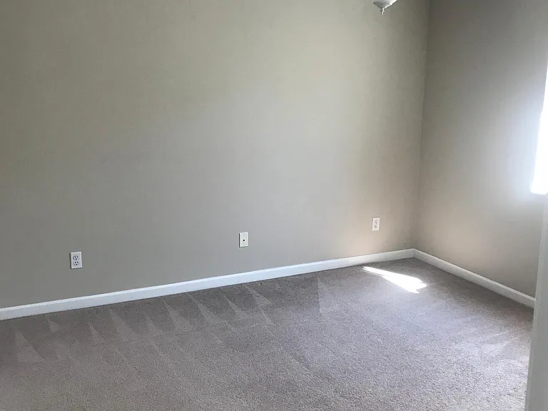 306 Jillian Dr — Photo 25