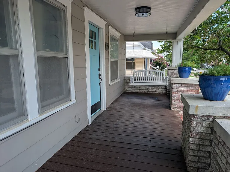 1244 S Gary Ave — Photo 4
