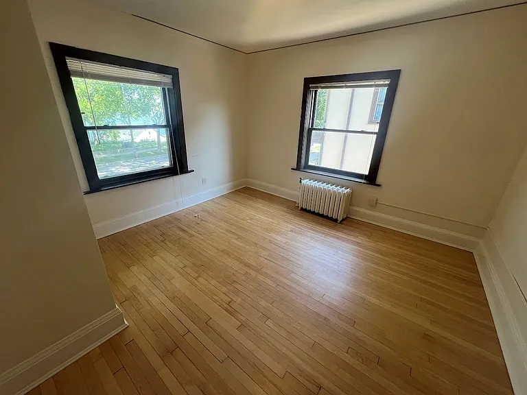 615 E Gorham St #4 — Photo 7