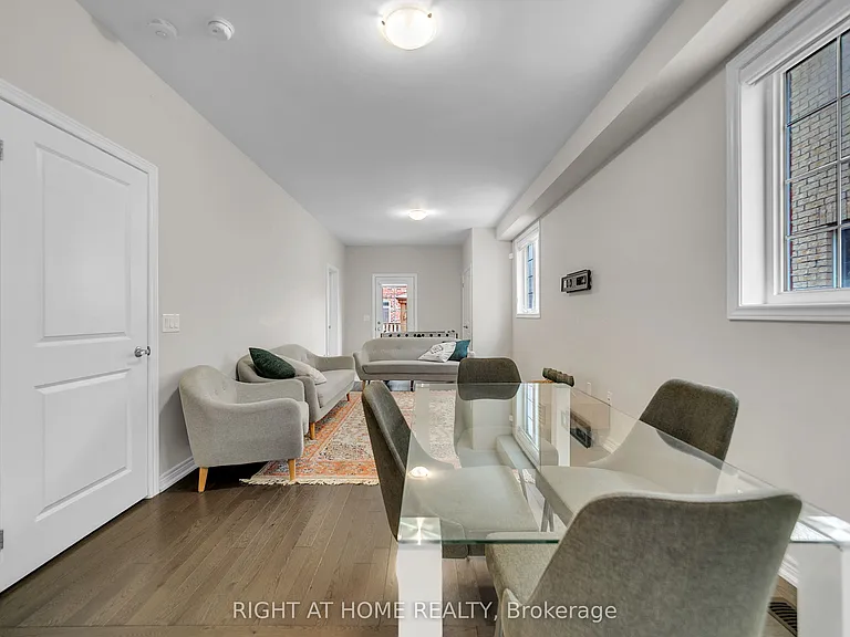 126 Blackwell Cres — Photo 13