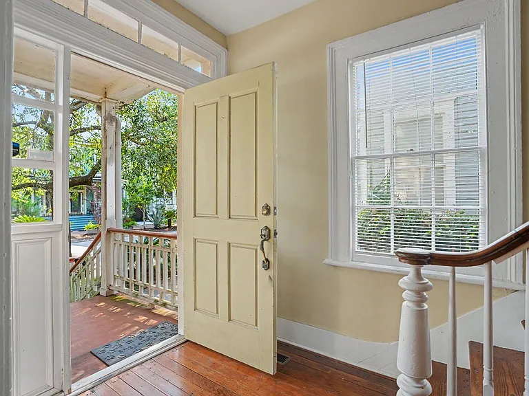 121 W Duffy St — Photo 6