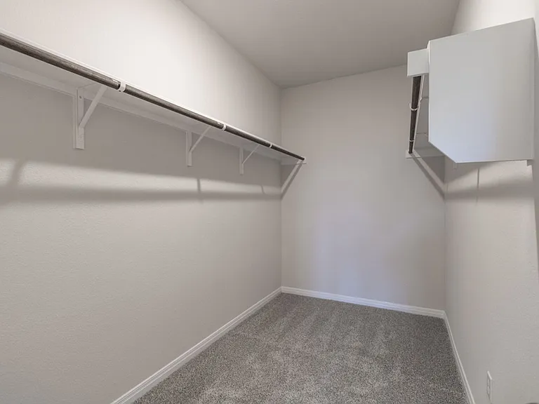 544 View Dr — Photo 15