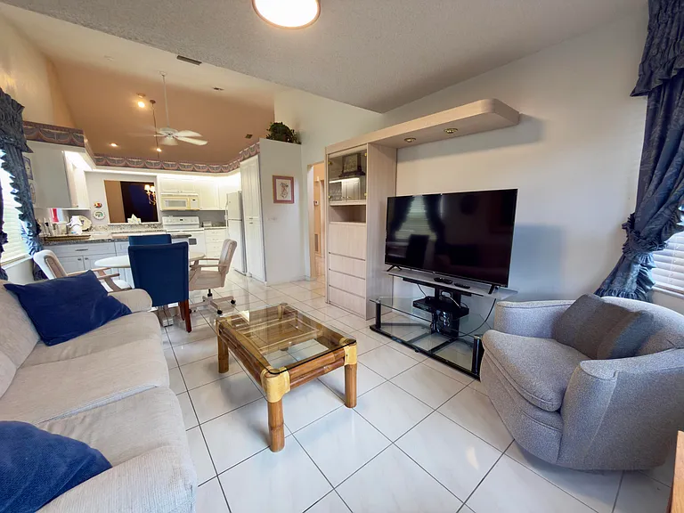 7922 Sandy Pointe Dr — Photo 9