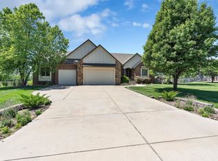 3045 Willow Crk, Rose Hill, KS 67133