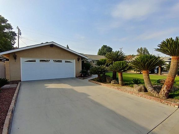 3rd image of 2715 W Cherry Ct